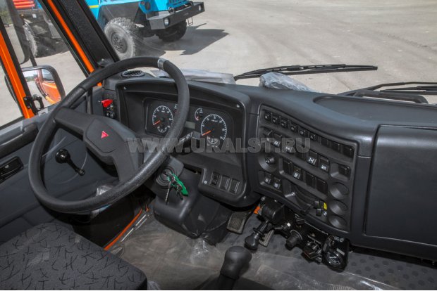 Кабина водителя