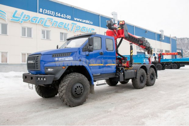 Тягач Урал NEXT с КМУ ИТ-200