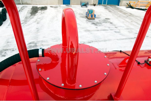 Инспекционный люк