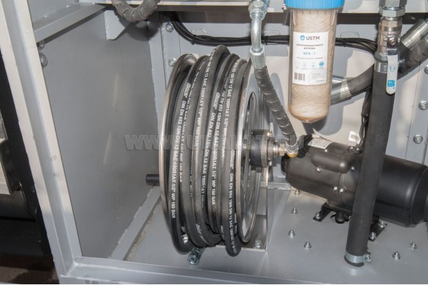 Катушка-смотчик с раздаточным рукавом