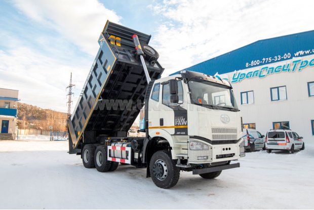 Автомобиль самосвал FAW СА3250