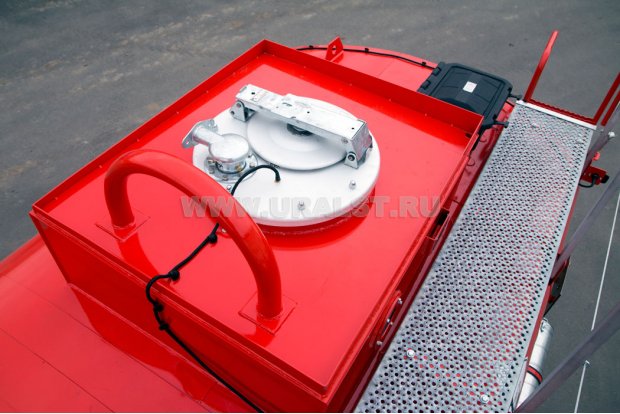 Алюминиевая крышка люка