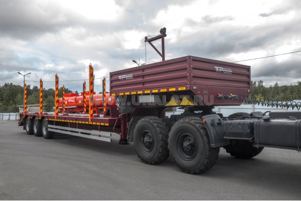 Полуприцеп-тяжеловоз ППТ 38-31-11К УСТ