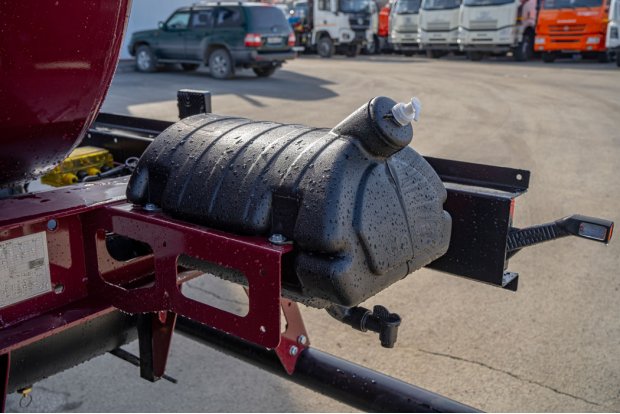 Пластиковый умывальник