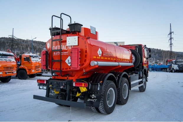 Автотопливозаправщик АТЗ 11Б УСТ 5453 АМТ N.V. 632910 (6х6) ДОПОГ