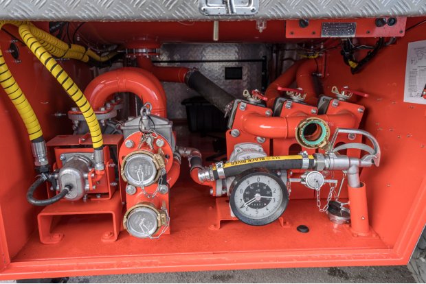 Система раздачи топлива и узел выдачи топлива