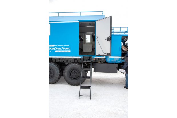 Выдвижной трап