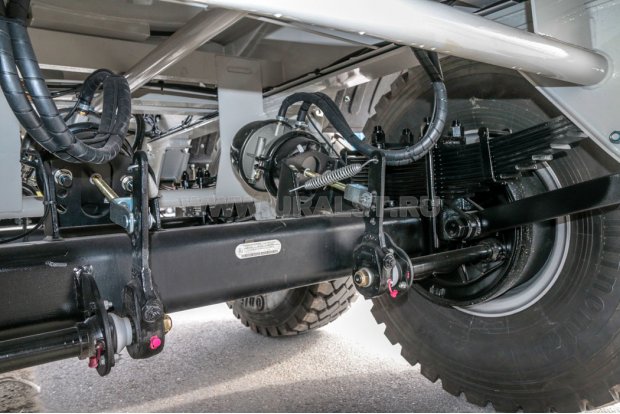 Рессорно-балансирная подвеска полуприцепа