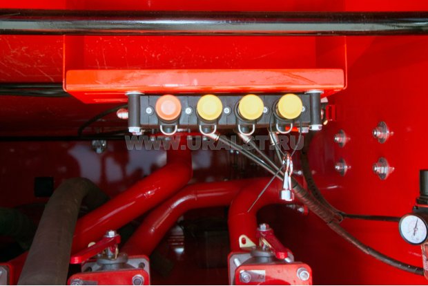 Блок пневмоуправления донными клапанами