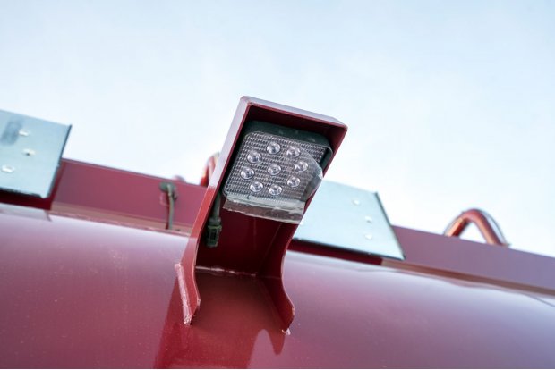 Фонарь освещения рабочей зоны над ящиком СРТ