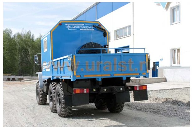 Грузопассажирский автомобиль Урал