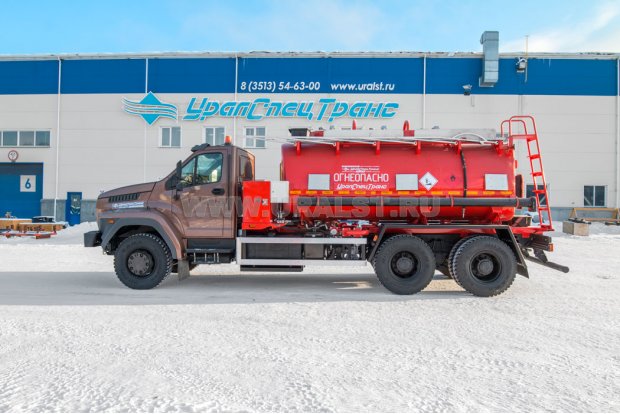 Автотопливозаправщик АТЗ-11-3 УСТ 5453 Урал 73945-01