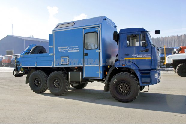 Мобильная ремонтная мастерская (МРМ) УСТ-54534 на шасси Камаз 5350-42 с КМУ ИМ-55