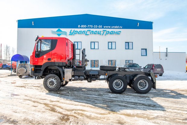 Тягач АМТ N.V. 632910 (6х6) шины 315/80R22.5