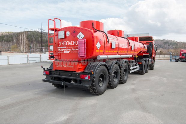 Седельный тягач SHACMAN (ШАКМАН) SX42586V385 + Полуприцеп цистерна ППЦ 26-32-3Н