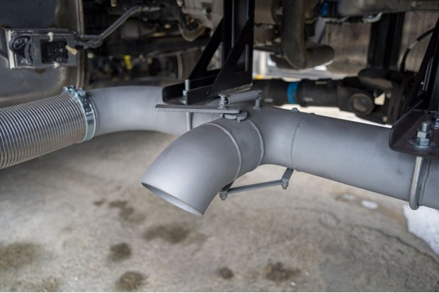 Система выпуска отработанных газов