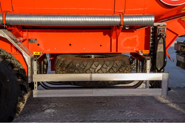 Боковая защита 