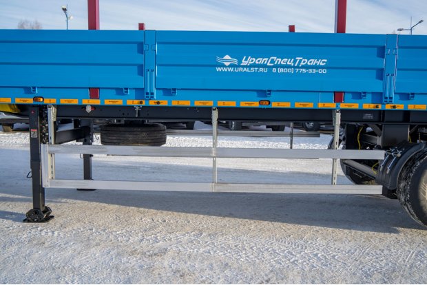 Боковая защита