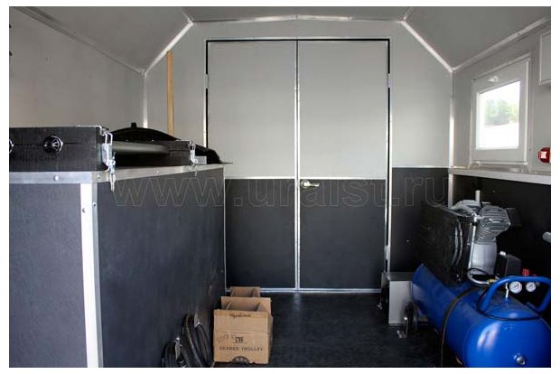 Фургон Маслостанция Урал