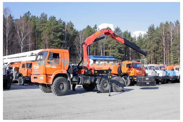 Седельный тягач Камаз с КМУ Palfinger