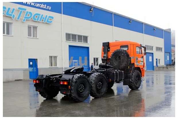 Седельный тягач Камаз