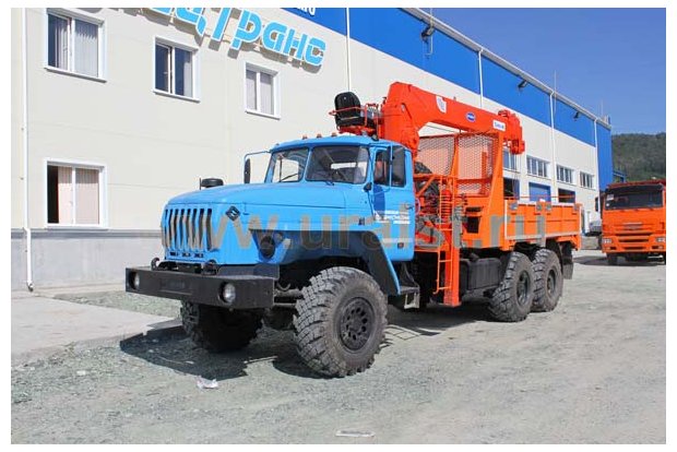 Лесовоз бортовой Урал с KS-1256G-II