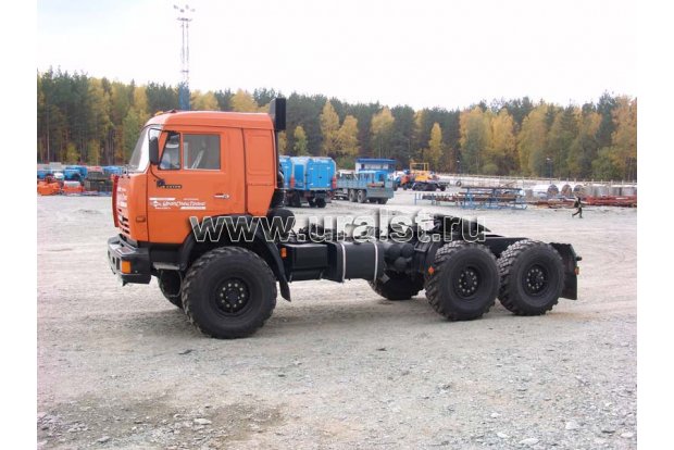 Тягач Камаз