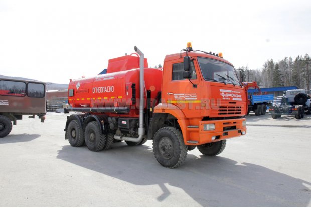 Топливозаправщик Камаз