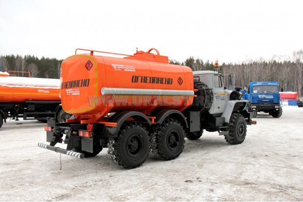 Автотопливозаправщик