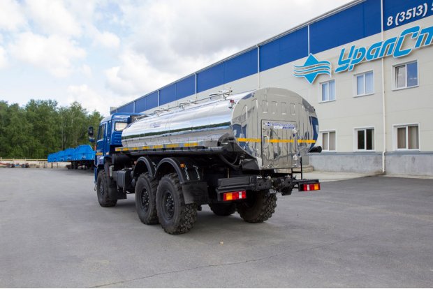 Автоцистерна для пищевых жидкостей