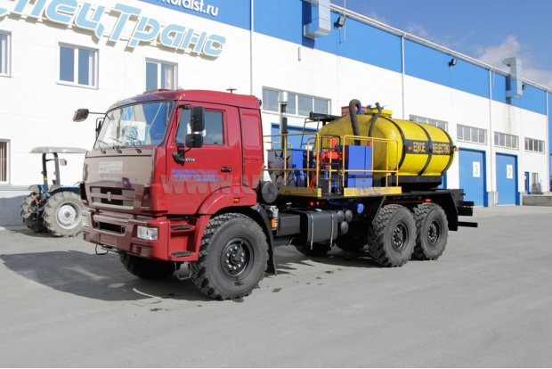 Установка насосная кислотная с цистерной УНЦ 125х32К-02Б на шасси Камаз 43118-42