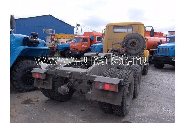 Тягач седельный КрАЗ-6443