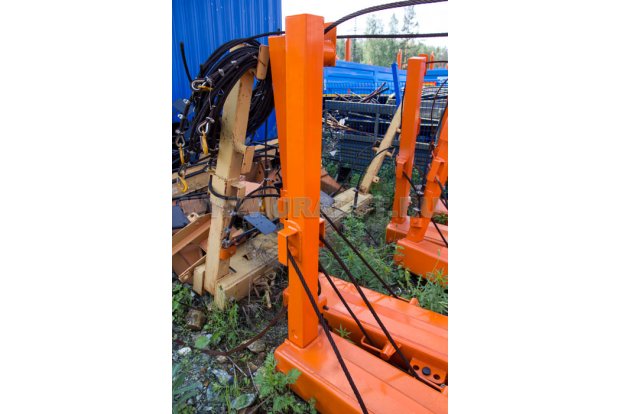 Откидной лесовозный коник