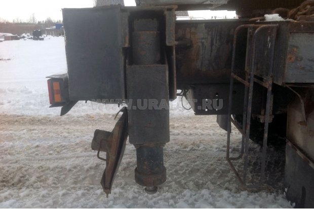 Опоры автокрана КС-45721
