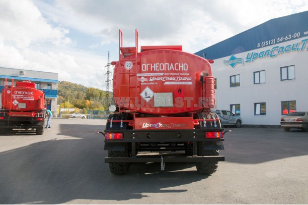 Полуприцеп цистерна ППЦ 26-31-2  УСТ-94651