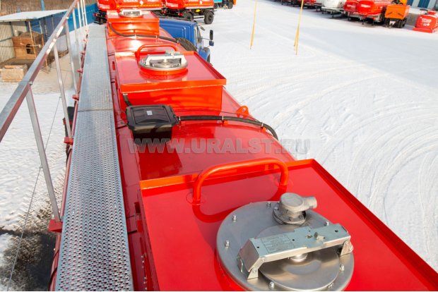 Площадка обслуживания цистерны