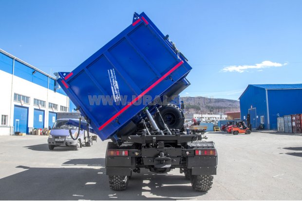 Самосвал АС 10-15 боковая левая разгрузка