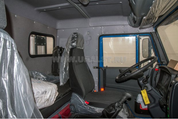 Спальное место в кабине водителя