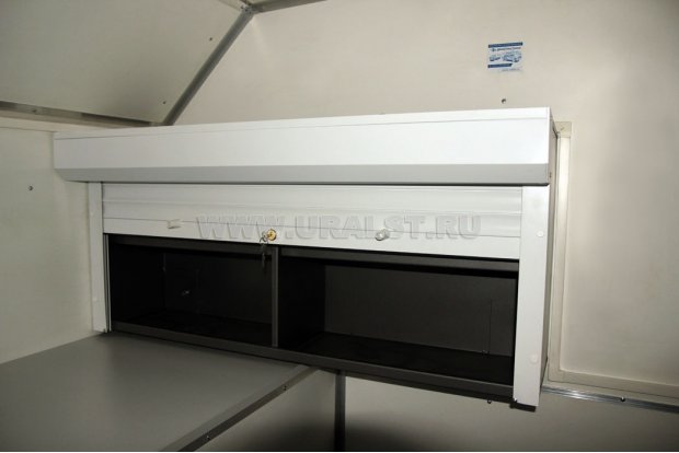 Шкаф навесной для документации и приборов