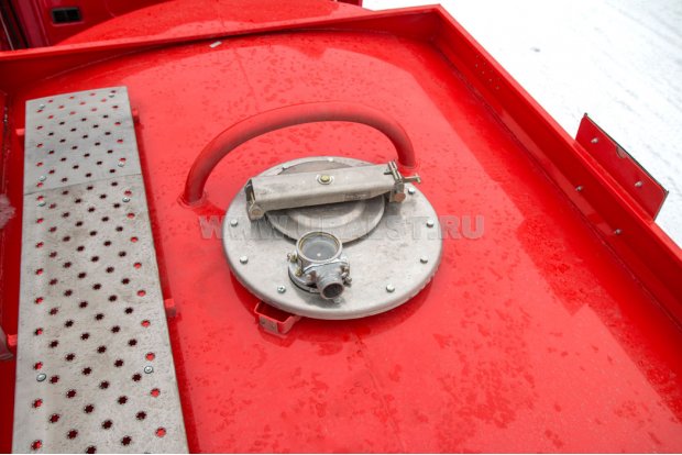 Алюминиевая крышка люка