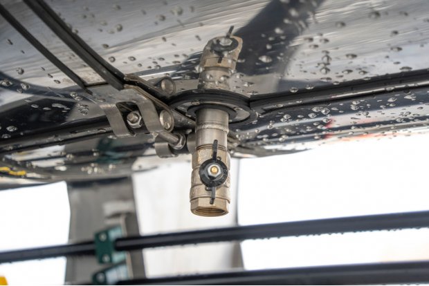 Слив из экологического короба