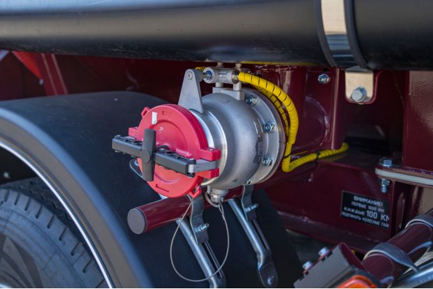 Компенсационный клапан