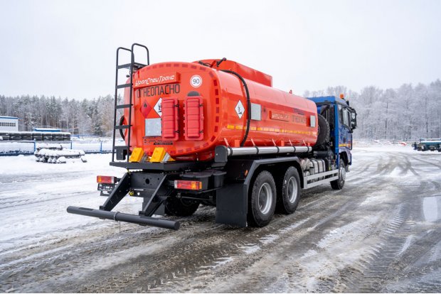 АТЗ-18-2 (9+9), УВТ-40, УСТ 5453, SHACMAN (ШАКМАН) SX32586V384 6х4