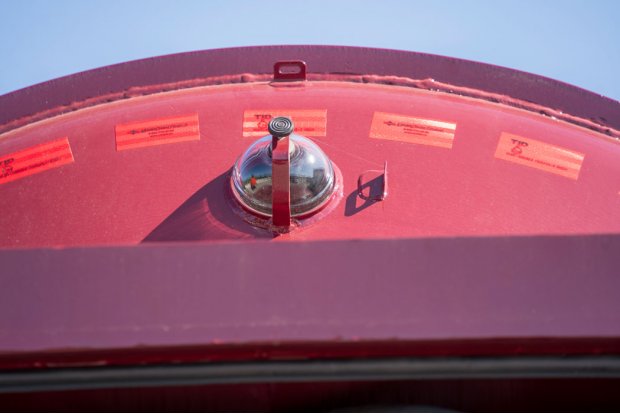 Смотровое окно емкости