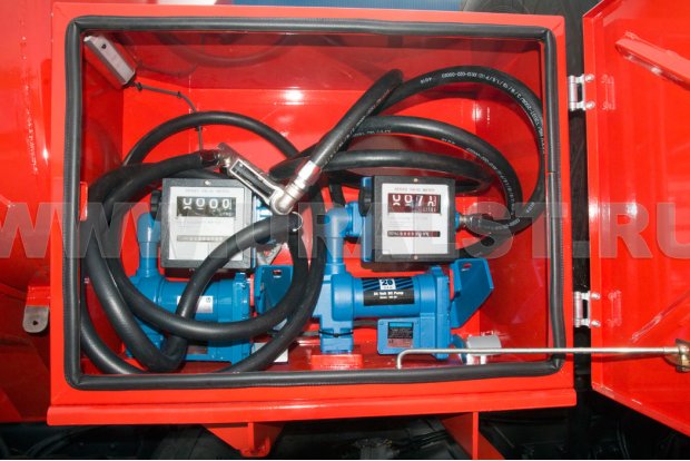 Узел выдачи топлива из дополнительных баков