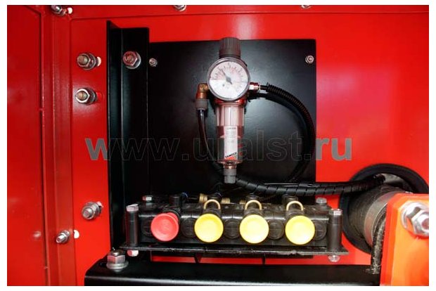 Блок пневмоуправления донными клапанами