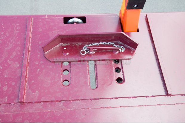 Боковой упор