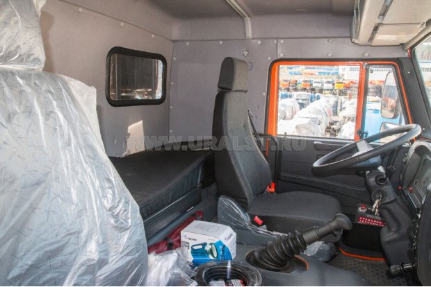 Кабина водителя