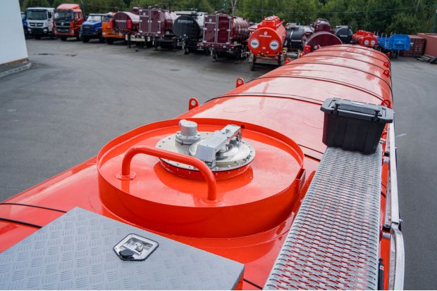 Площадка обслуживания цистерны