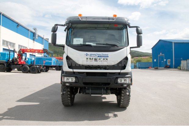 Вахтовый автобус IVECO-AMT 423900